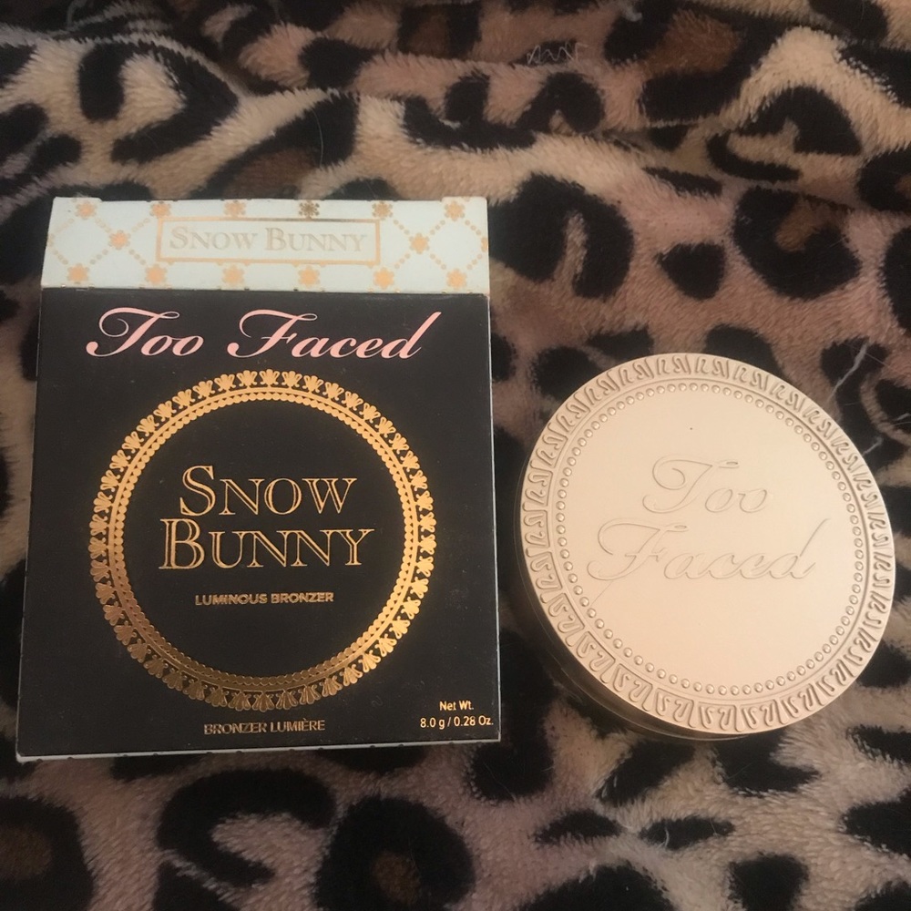 Too faced snow bunny bronzer
